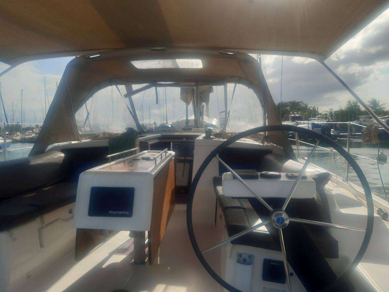Dufour 390 GL - Yacht Charter Guadeloupe & Boat hire in Guadeloupe Pointe a Pitre Marina de Bas du Fort 3