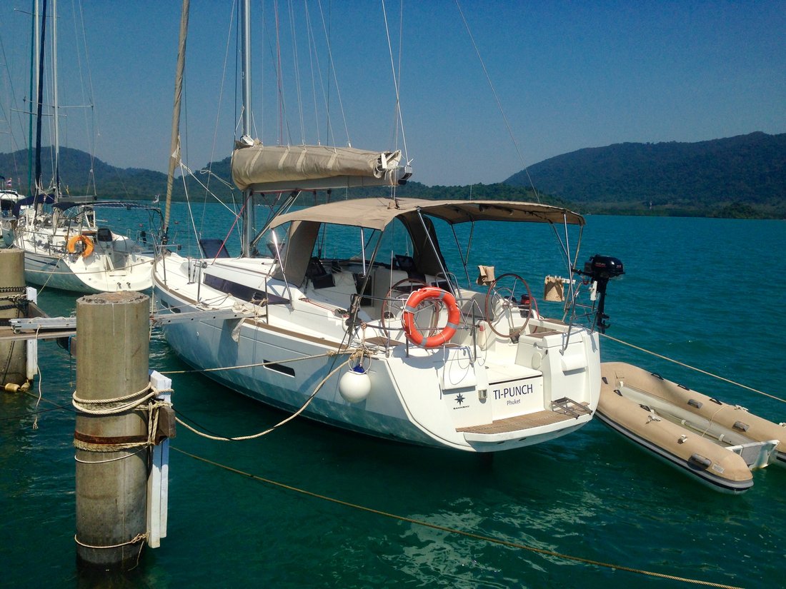 Sun Odyssey 409 - Sailboat Charter Thailand & Boat hire in Thailand Koh Chang Ao Salak Phet 1