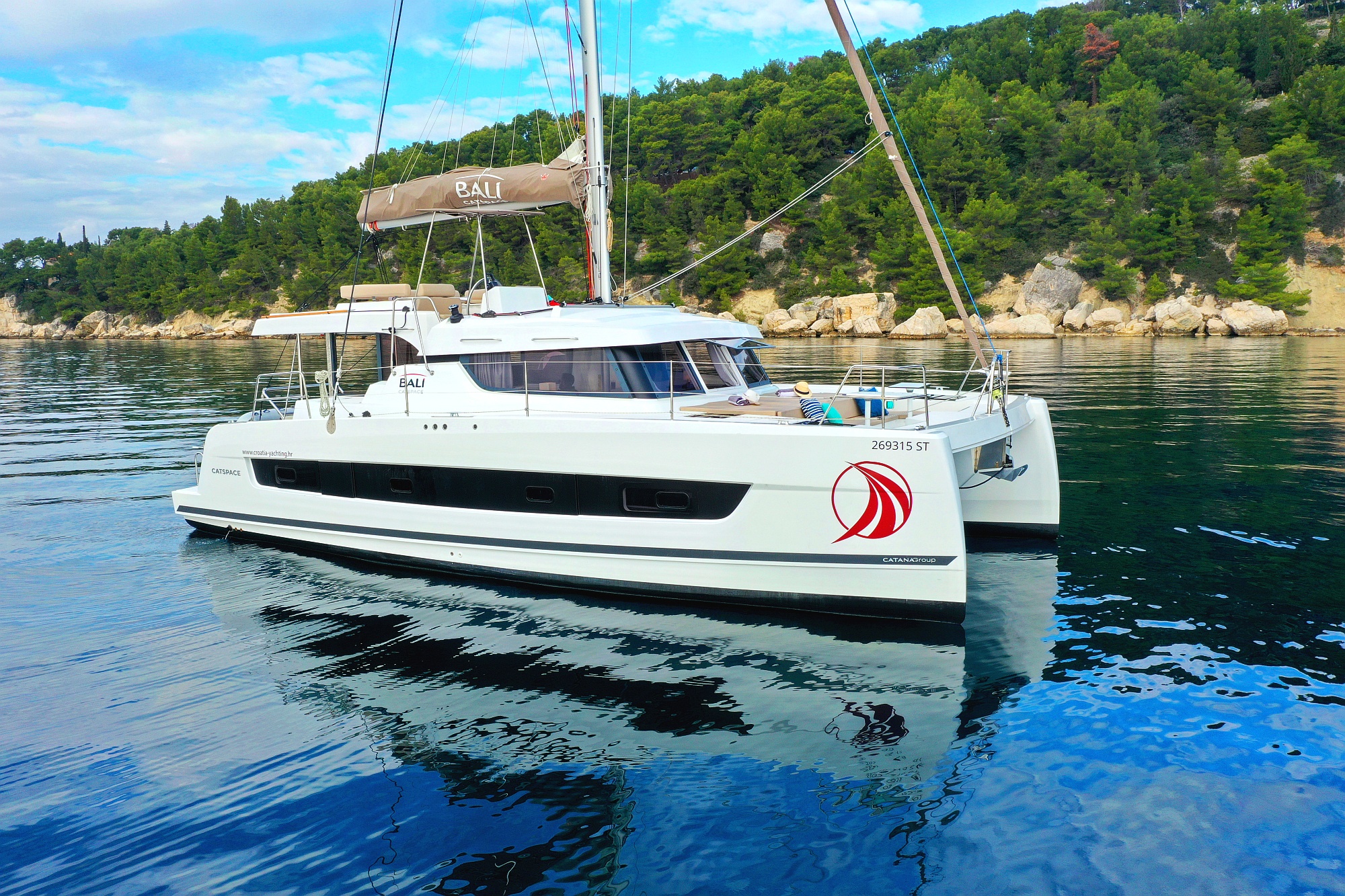 Bali Catspace - Catamaran Charter Croatia & Boat hire in Croatia Split-Dalmatia Split Kaštel Gomilica Marina Kaštela 5