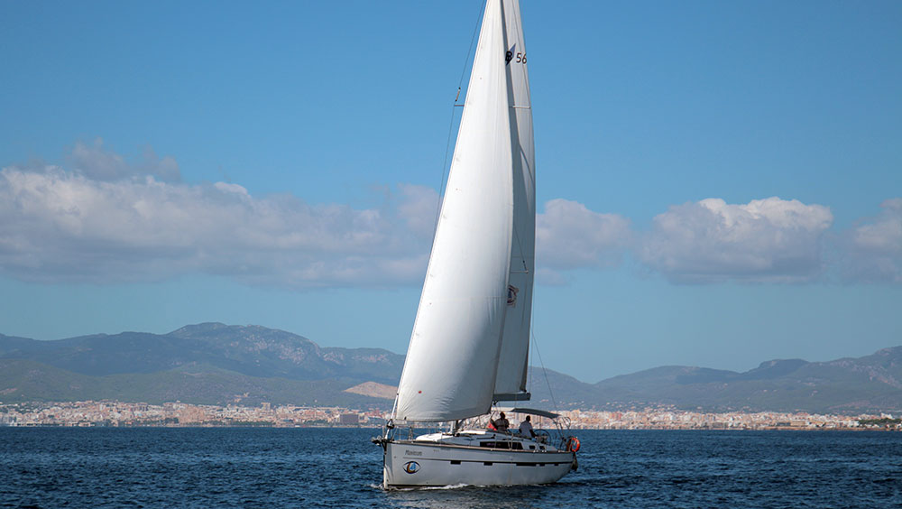 Bavaria Cruiser 56 - 5 + 1 cab. - Yacht Charter El Arenal & Boat hire in Spain Balearic Islands Mallorca El Arenal Club Nautic S`Arenal 3