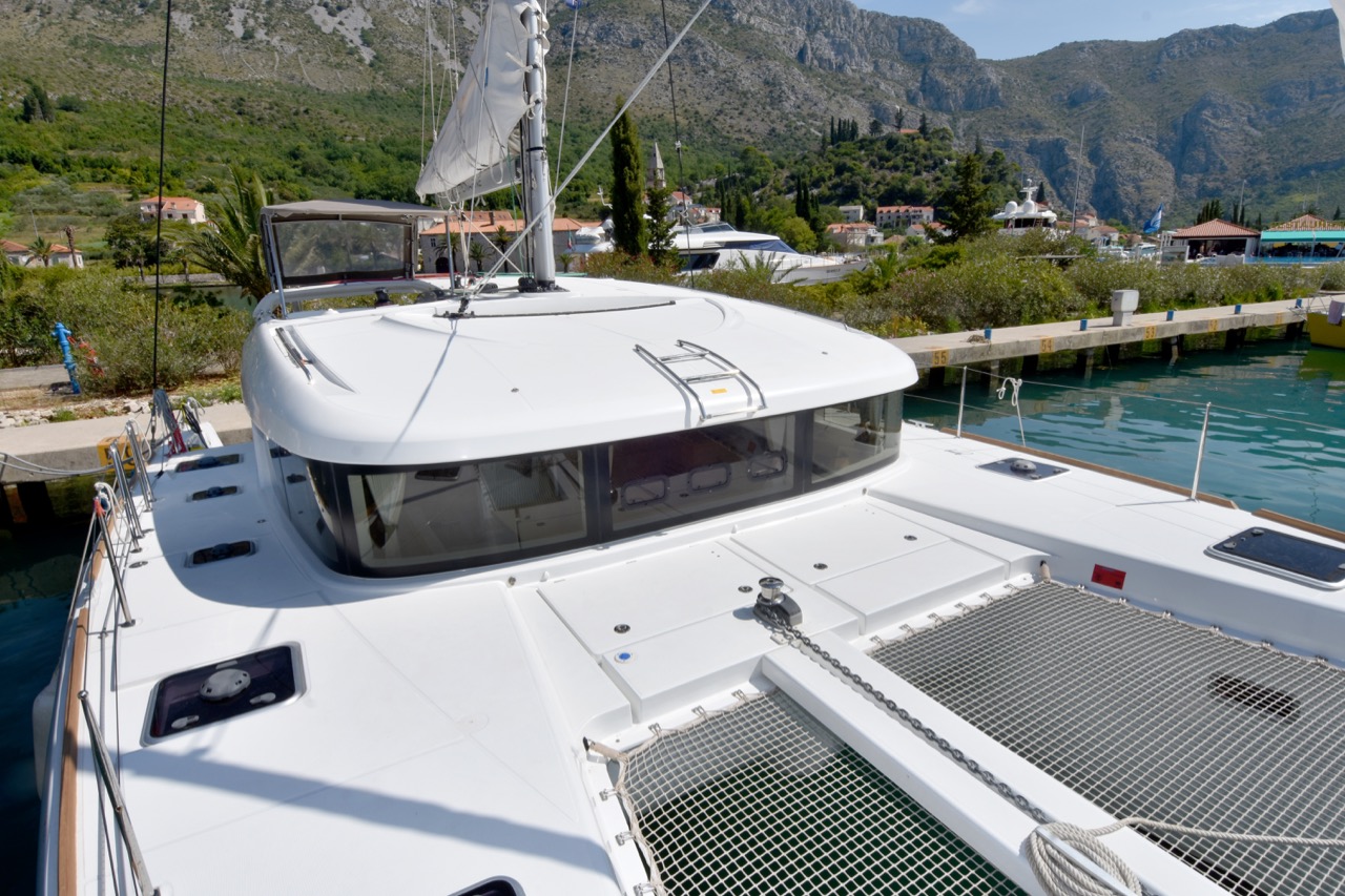 Lagoon 39 - 4 + 2 cab. - Catamaran charter Dubrovnik & Boat hire in Croatia Dubrovnik-Neretva Dubrovnik Komolac ACI Marina Dubrovnik 4