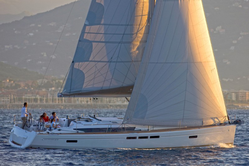Sun Odyssey 519 - 5 + 1 cab. - Yacht Charter Paros & Boat hire in Greece Cyclades Islands Paros Paros Paros 1