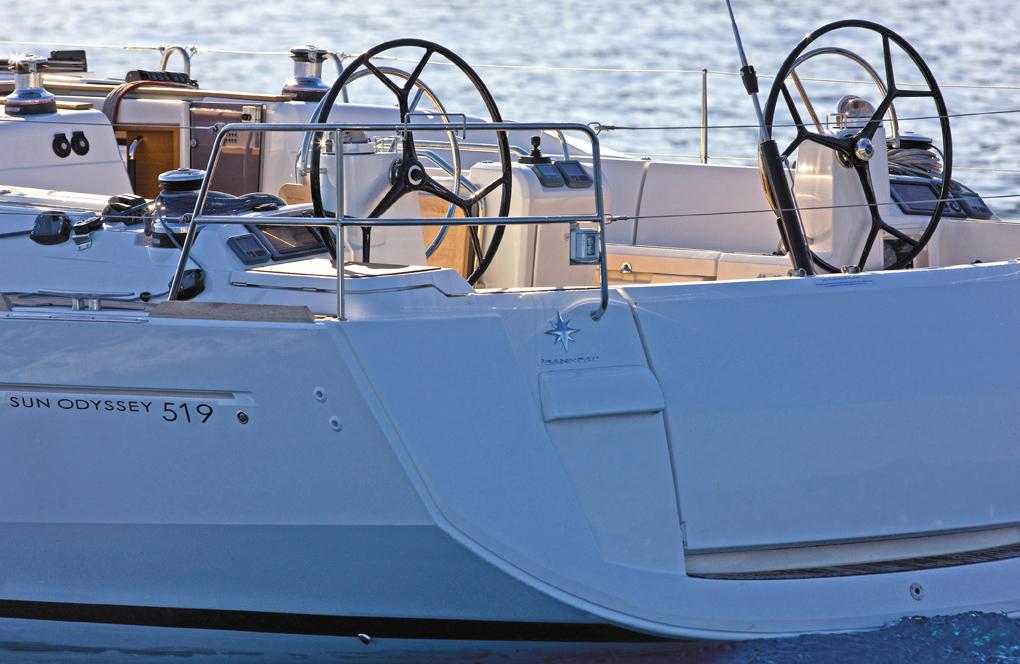 Sun Odyssey 519 - 5 + 1 cab. - Yacht Charter Cyclades & Boat hire in Greece Cyclades Islands Paros Paros Paros 6