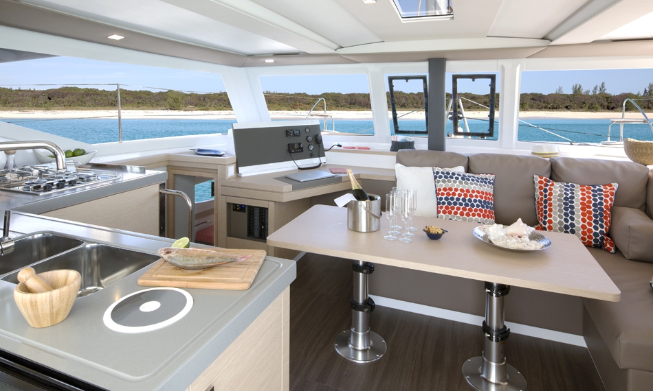 Fountaine Pajot Lucia 40 - 3 cab. - Catamaran charter US Virgin Islands & Boat hire in US Virgin Islands St. Thomas East End Compass Point Marina 3