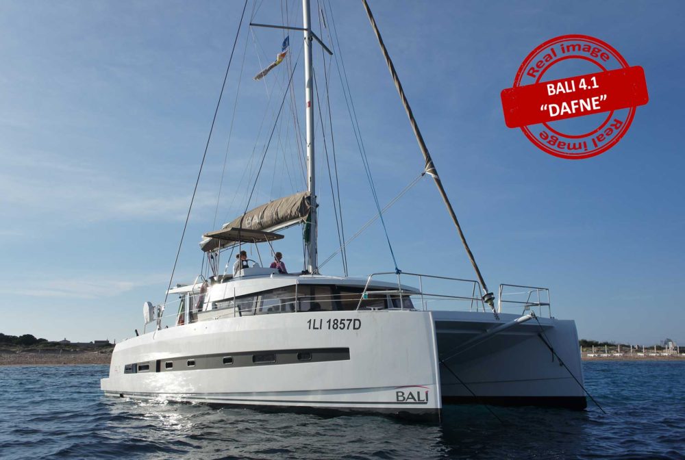 Bali 4.1 - 4 + 2 cab. - Yacht Charter Cannigione & Boat hire in Italy Sardinia Costa Smeralda Cannigione Cannigione 3