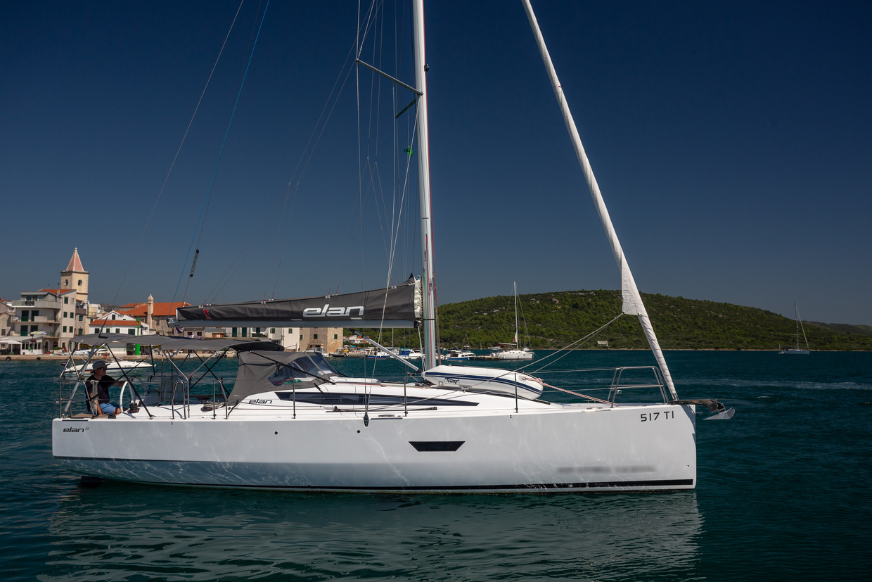 Elan E4 - Yacht Charter Pirovac & Boat hire in Croatia Šibenik Pirovac Marina Pirovac 3