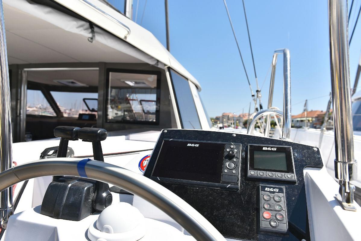 Nautitech 40 open NEW - 4 + 2 cab. - Yacht Charter Vodice & Boat hire in Croatia Šibenik Vodice Vodice 4