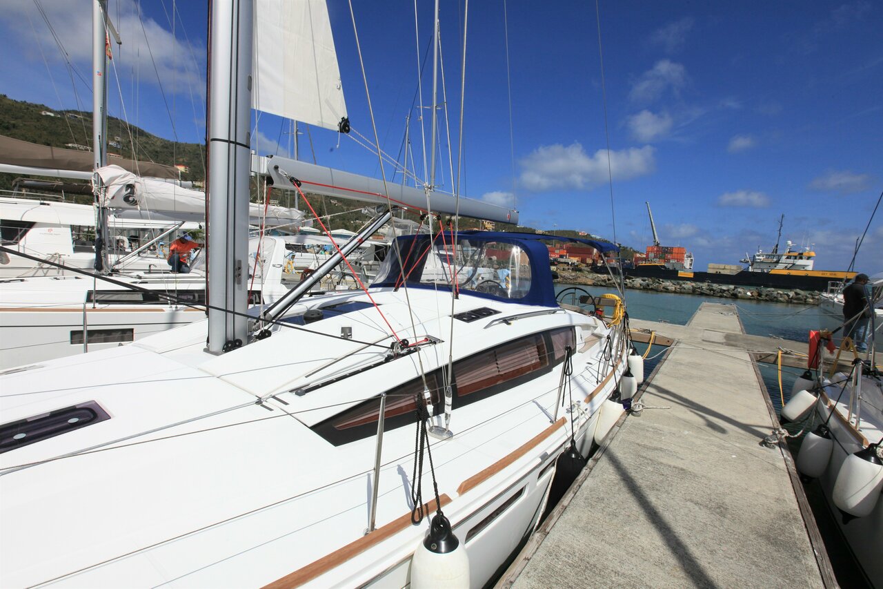 Sun Odyssey 44 DS - 2 cab. - Sailboat Charter British Virgin Islands & Boat hire in British Virgin Islands Tortola Road Town Joma Marina 6