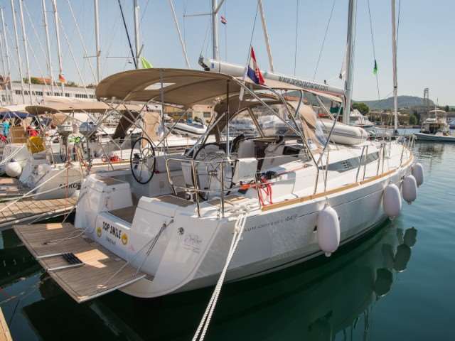 Sun Odyssey 449 - Sailboat Charter Bahamas & Boat hire in Bahamas Spanish wells 6