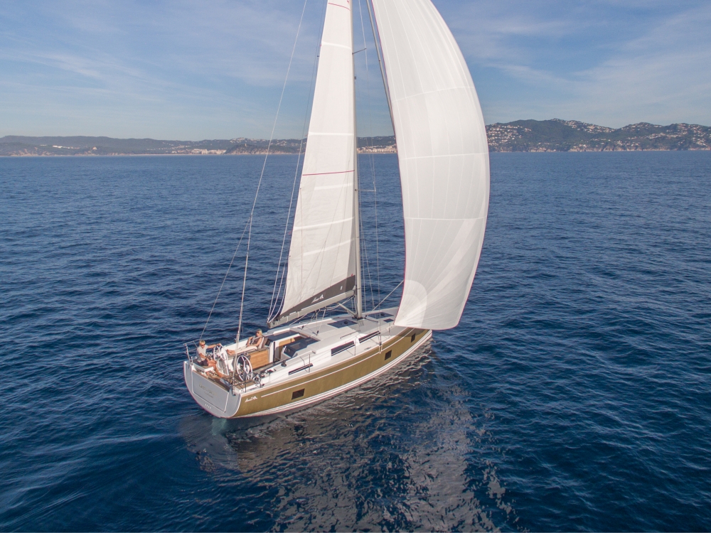 Hanse 418 - 3 cab. - Yacht Charter Lavrion & Boat hire in Greece Athens and Saronic Gulf Lavrion Lavrion Main Port 1