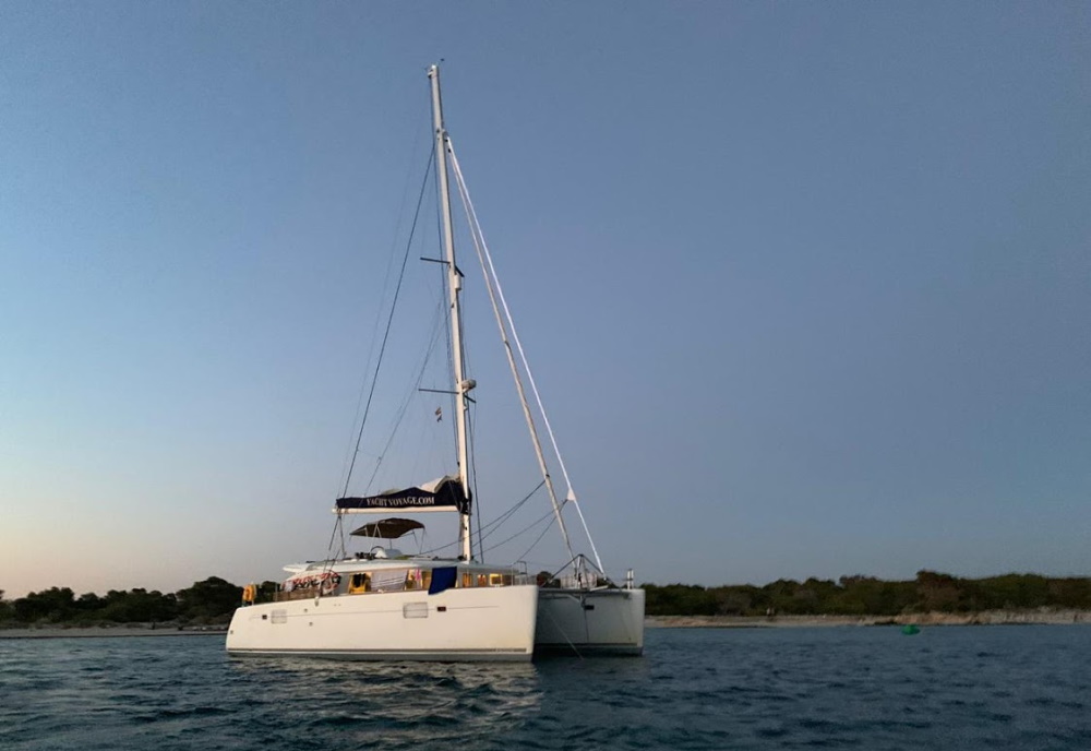 Lagoon 450 F - 4 + 2 cab. - Yacht Charter US Virgin Islands & Boat hire in US Virgin Islands St. Thomas East End Compass Point Marina 1