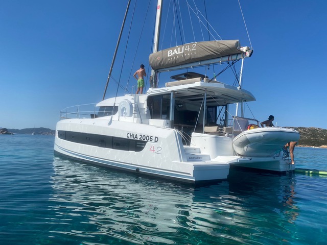 Bali 4.2 - Yacht Charter Golfo Aranci & Boat hire in Italy Sardinia Costa Smeralda Golfo Aranci Marina dell'Isola 2