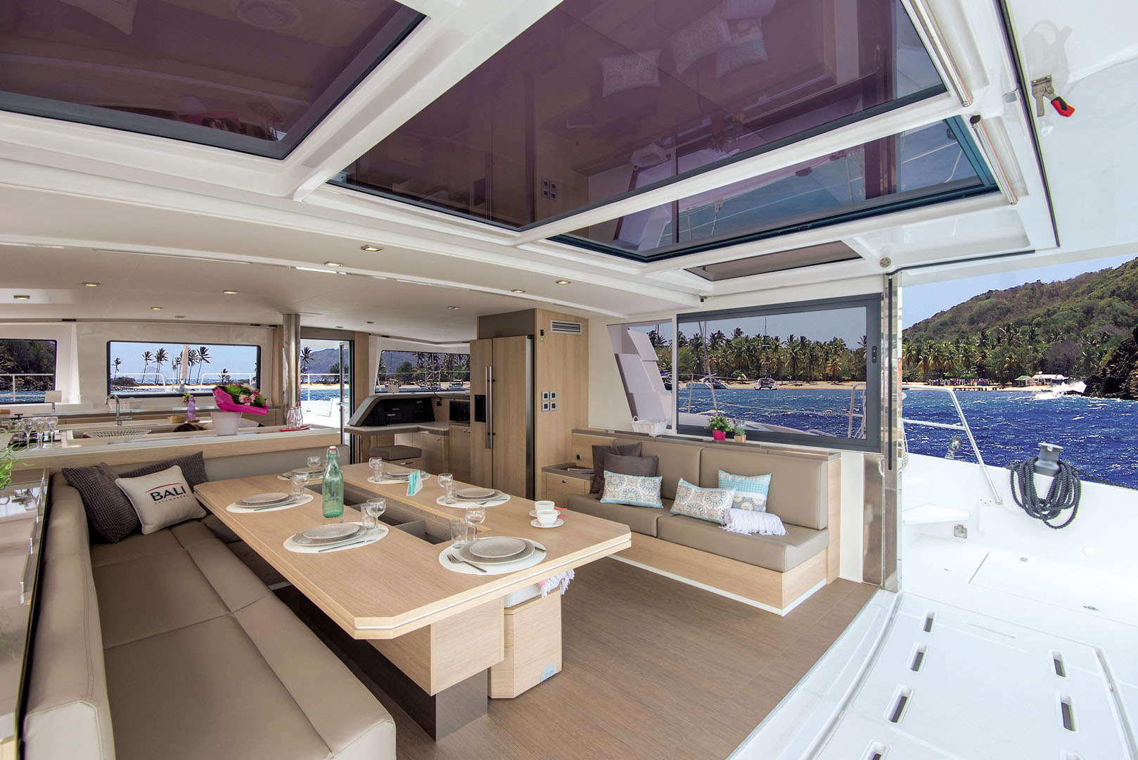 Bali 5.4 - 4 + 1 cab. - Luxury yacht charter Bahamas & Boat hire in Bahamas New Providence Nassau Palm Cay One Marina 5