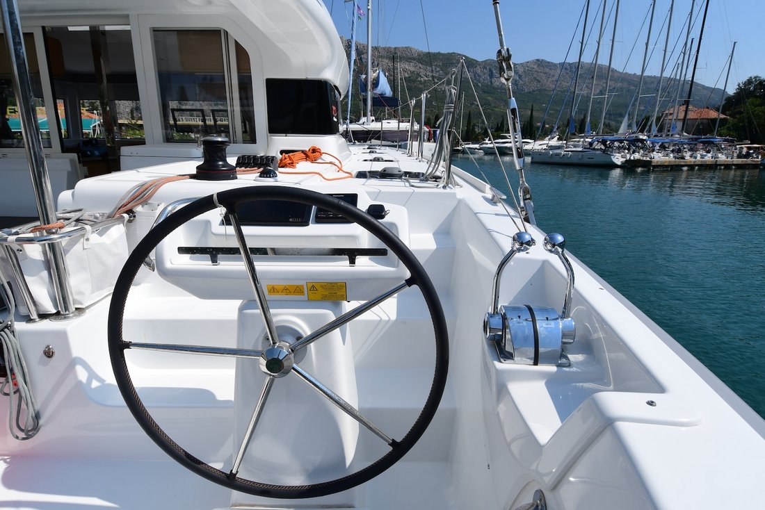 Excess 12 - 4 + 1 + 1 cab. - Catamaran charter Dubrovnik & Boat hire in Croatia Dubrovnik-Neretva Dubrovnik Komolac ACI Marina Dubrovnik 4