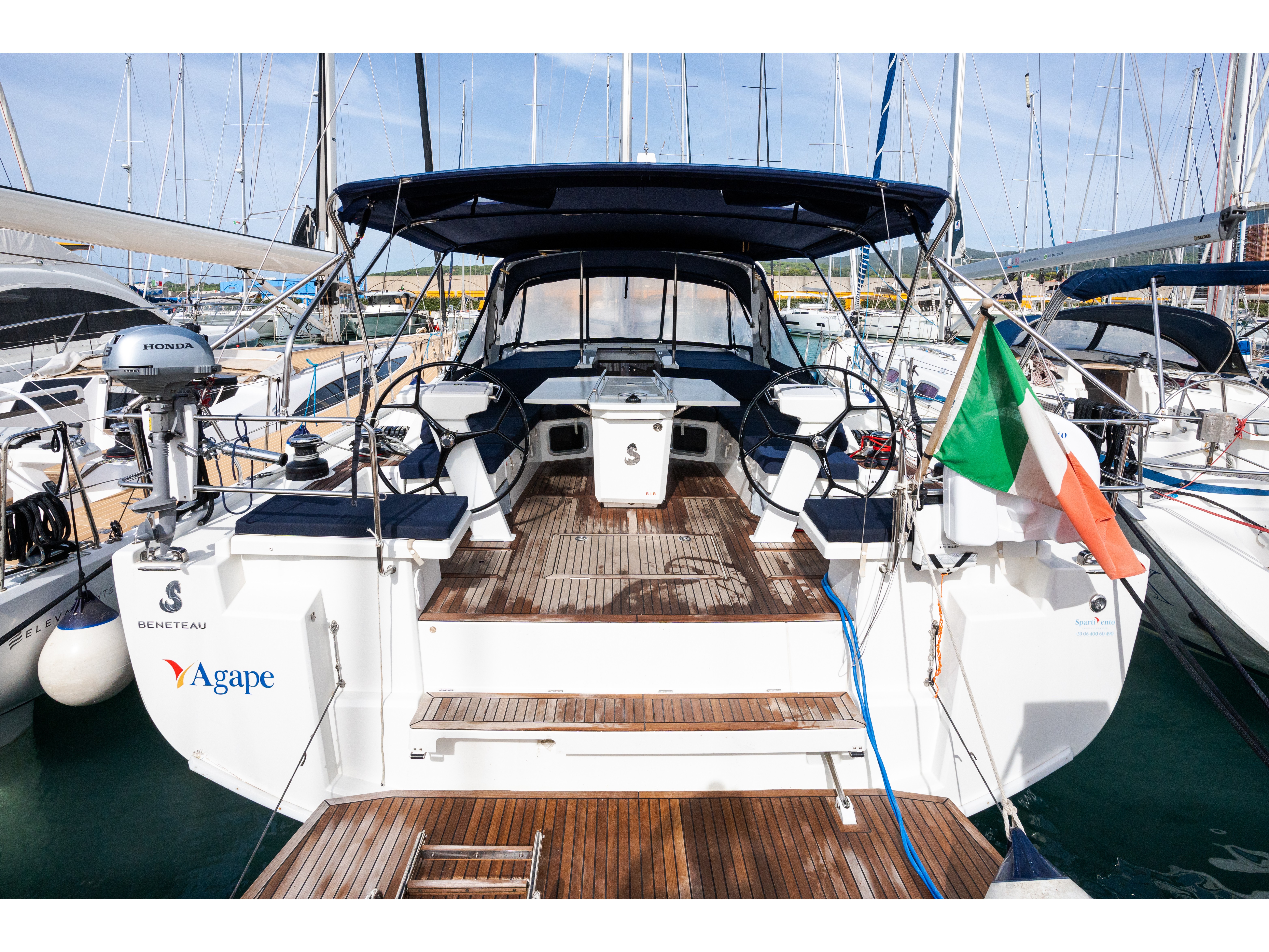 Oceanis 51.1 - Yacht Charter Castiglioncello & Boat hire in Italy Tuscany Castiglioncello Marina Cala de' Medici 2