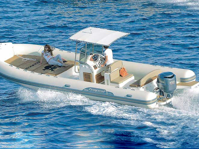 Tempest 900 - Motor Boat Charter Sardinia & Boat hire in Italy Sardinia Costa Smeralda Portisco Marina di Portisco 3