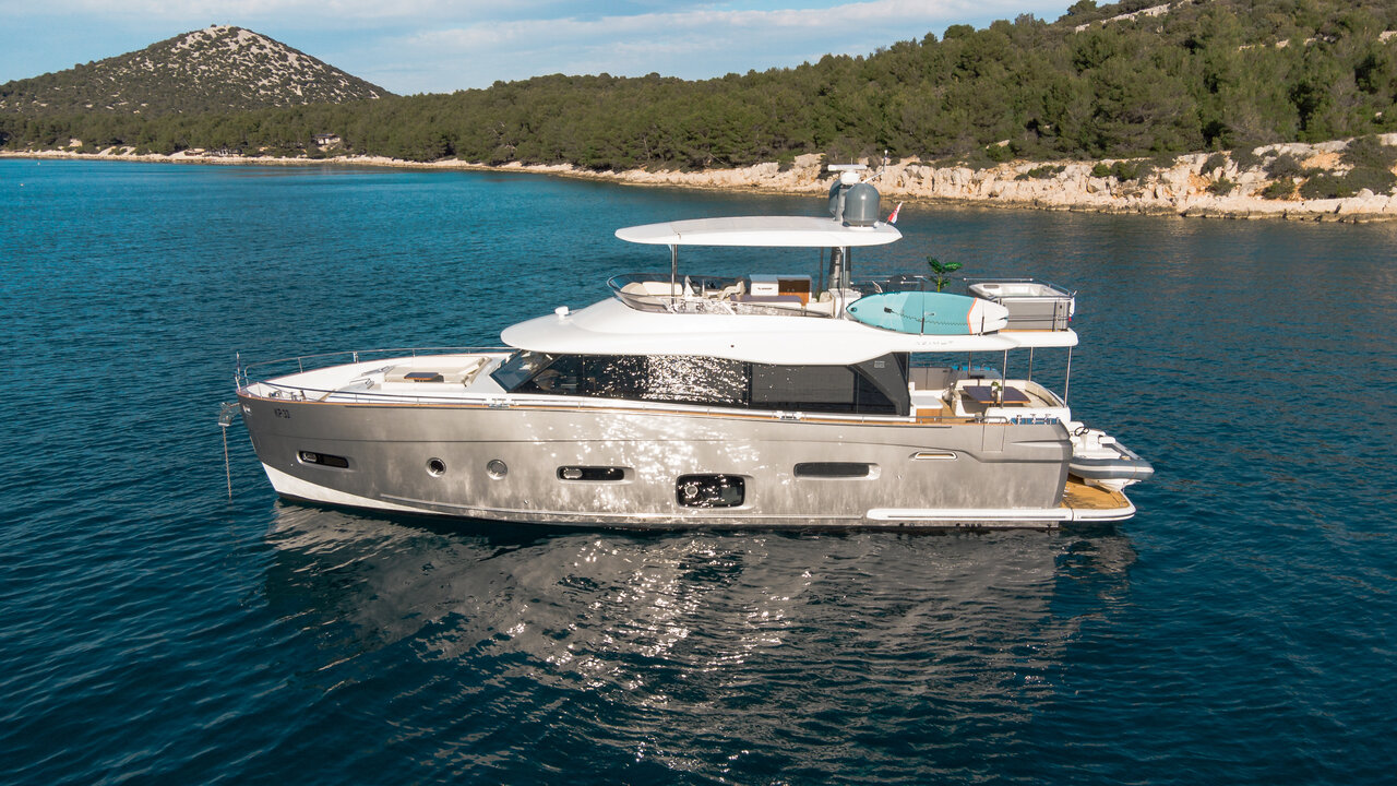 Azimut Magellano 66 - Yacht Charter Tribunj & Boat hire in Croatia Šibenik Tribunj Tribunj 3