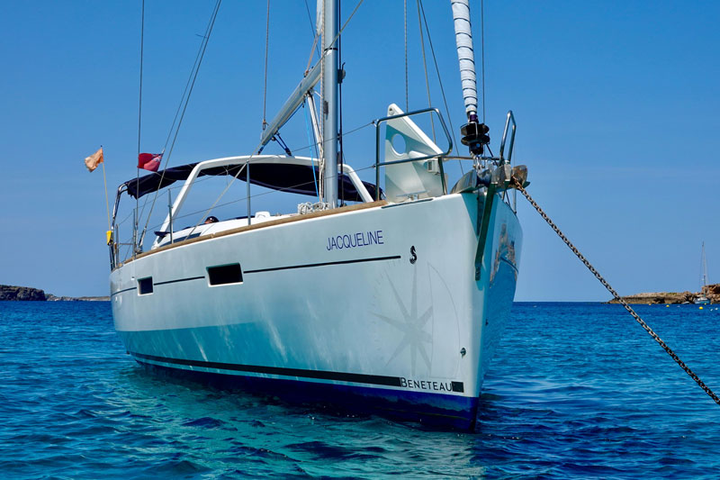Oceanis 45 - 4 cab. - Yacht Charter Menorca & Boat hire in Spain Balearic Islands Menorca Maó-Mahón Puerto Mahon 1