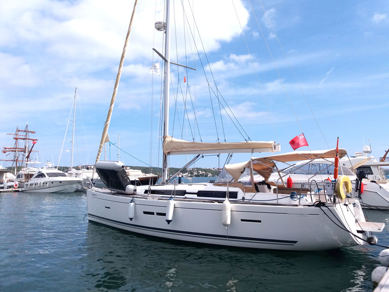 Dufour 405 GL - Yacht Charter Menorca & Boat hire in Spain Balearic Islands Menorca Maó-Mahón Puerto Mahon 1