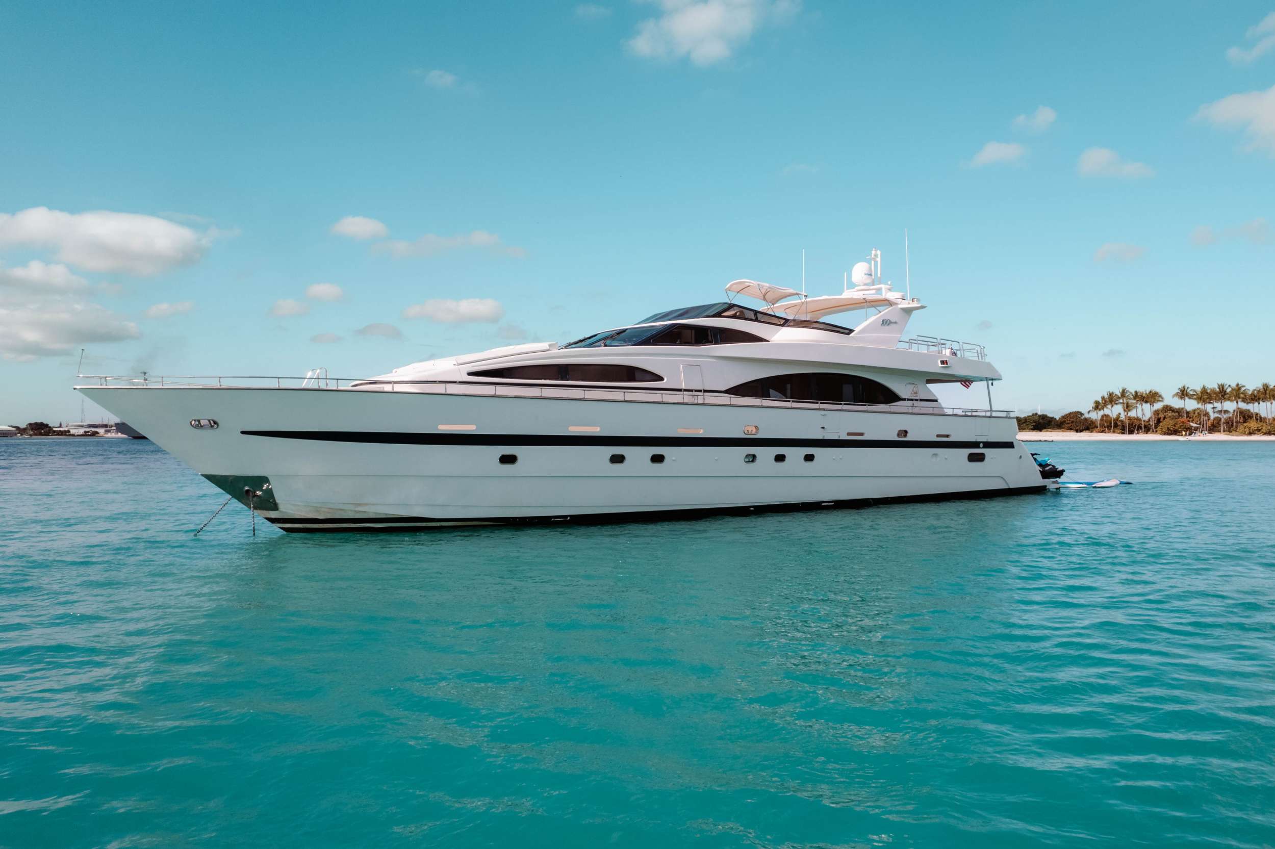 ENDLESS SUN - Yacht Charter Newport & Boat hire in US East Coast & Bahamas 2