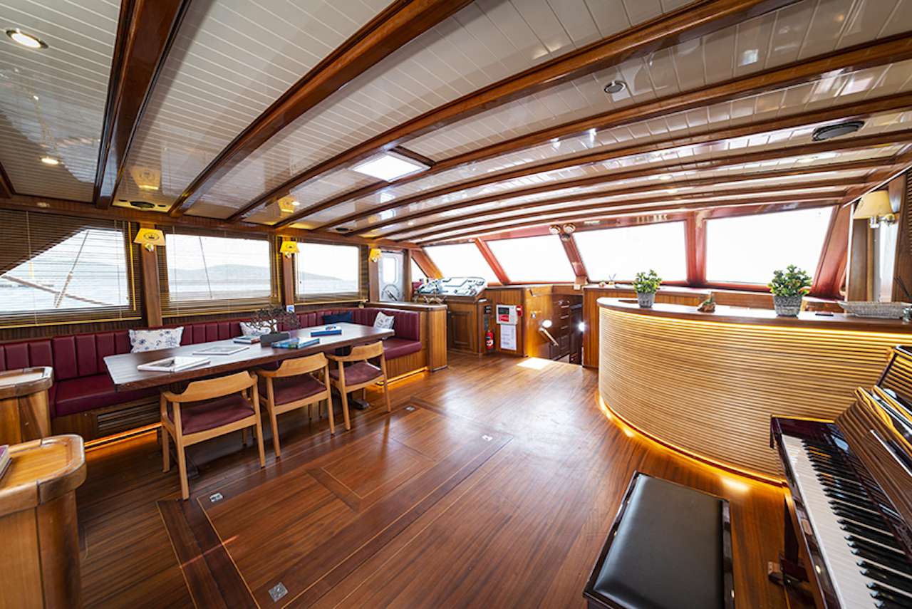 QUEEN OF DATCA - Luxury yacht charter Montenegro & Boat hire in East Mediterranean 3