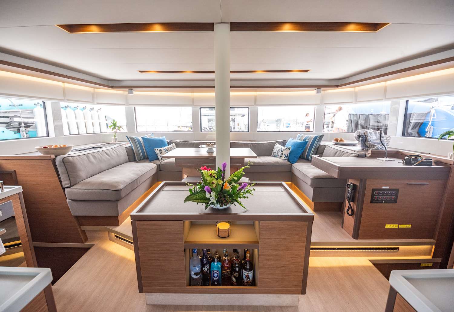 SCUBA DOO 50 - Luxury yacht charter St Lucia & Boat hire in Caribbean 4