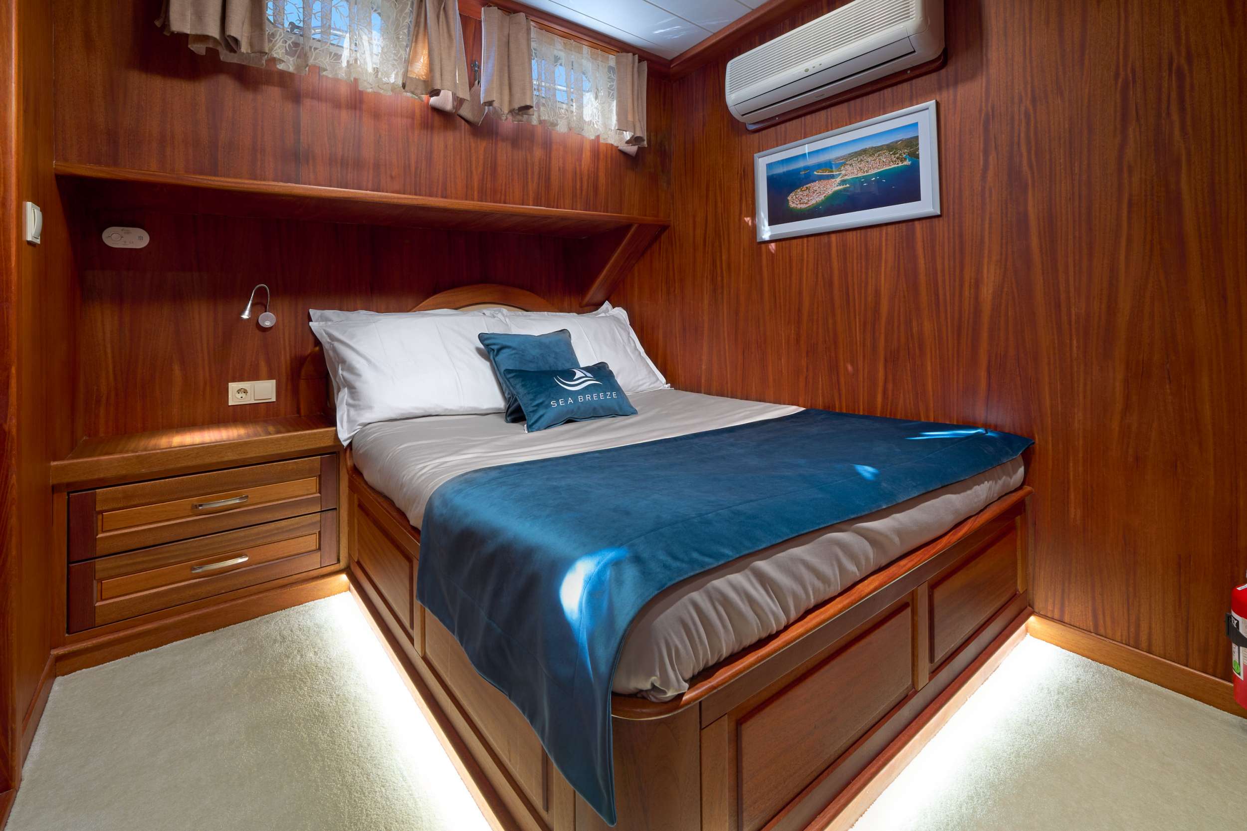 SEA BREEZE - Yacht Charter Opatija & Boat hire in Croatia 6