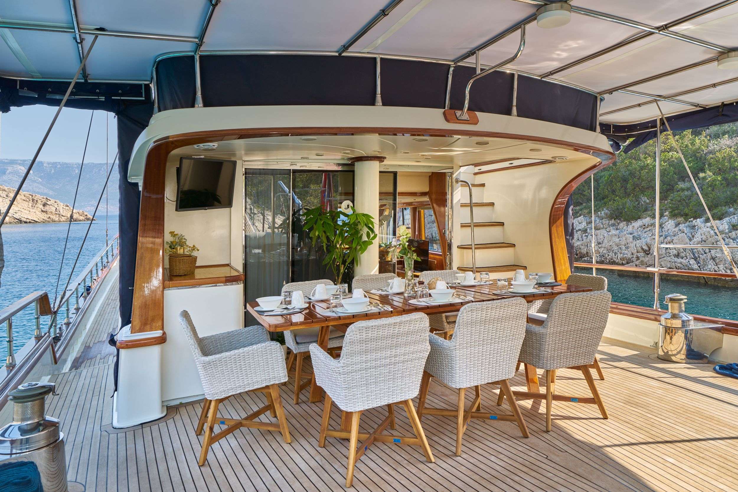 LOTUS - Yacht Charter Tribunj & Boat hire in Croatia 5