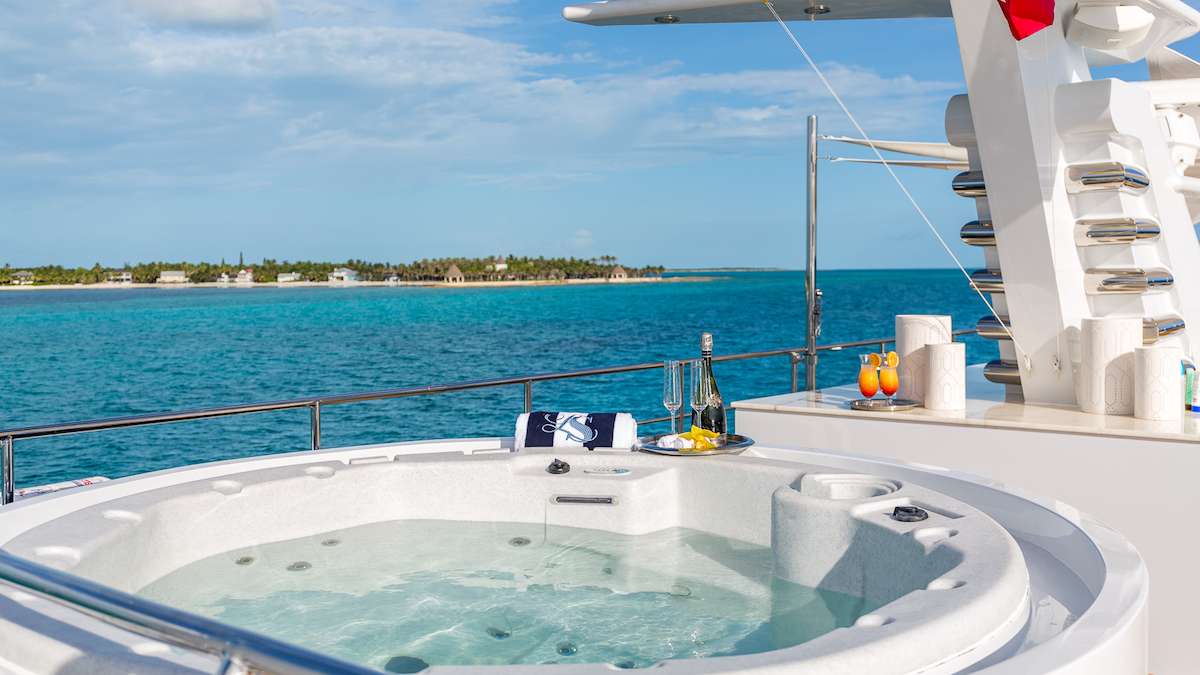 LADY S - Yacht Charter Chesapeake Bay & Boat hire in US East Coast & Bahamas 5