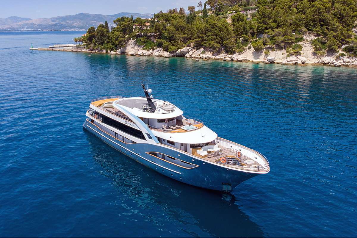 Bella - Yacht Charter Novigrad & Boat hire in Croatia 1