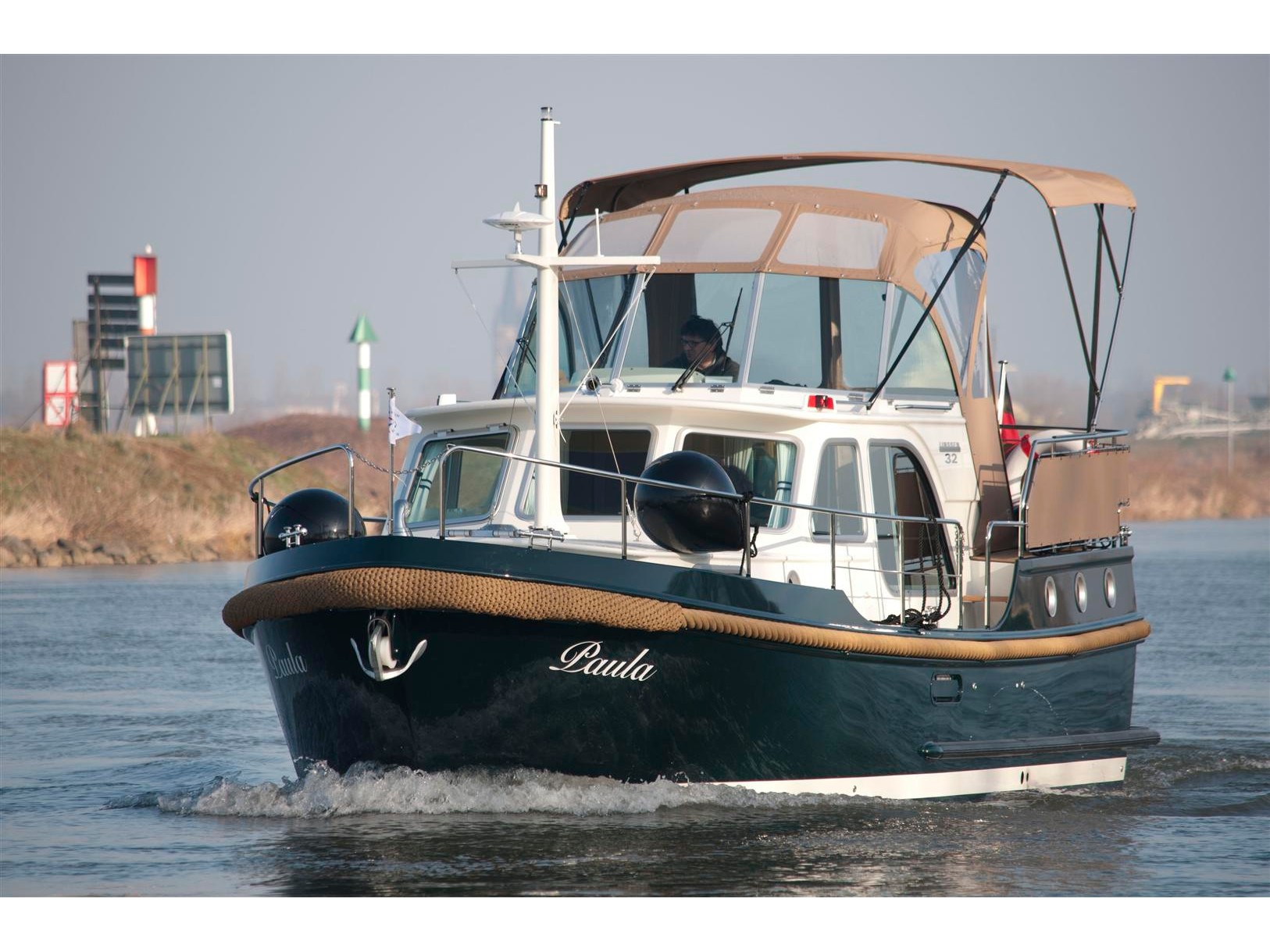 Linssen Classic Sturdy 28.9 Sedan - Motor Boat Charter Germany & Boat hire in Germany Werder (Havel) Marina Vulkan Werft 2