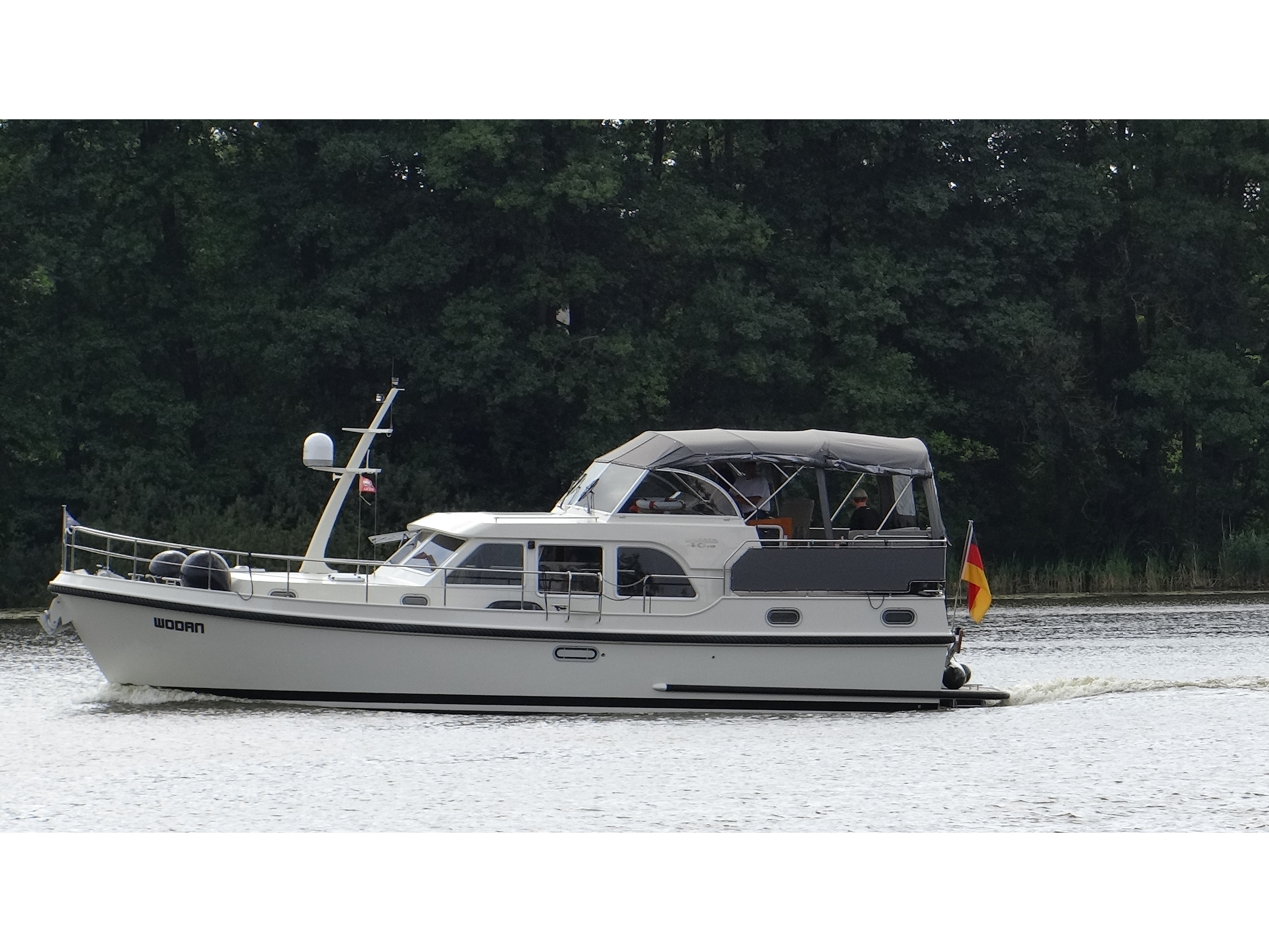 Linssen Grand Sturdy 40.9 AC - Yacht Charter Germany & Boat hire in Germany Mirow Jachthafen Mirow 2