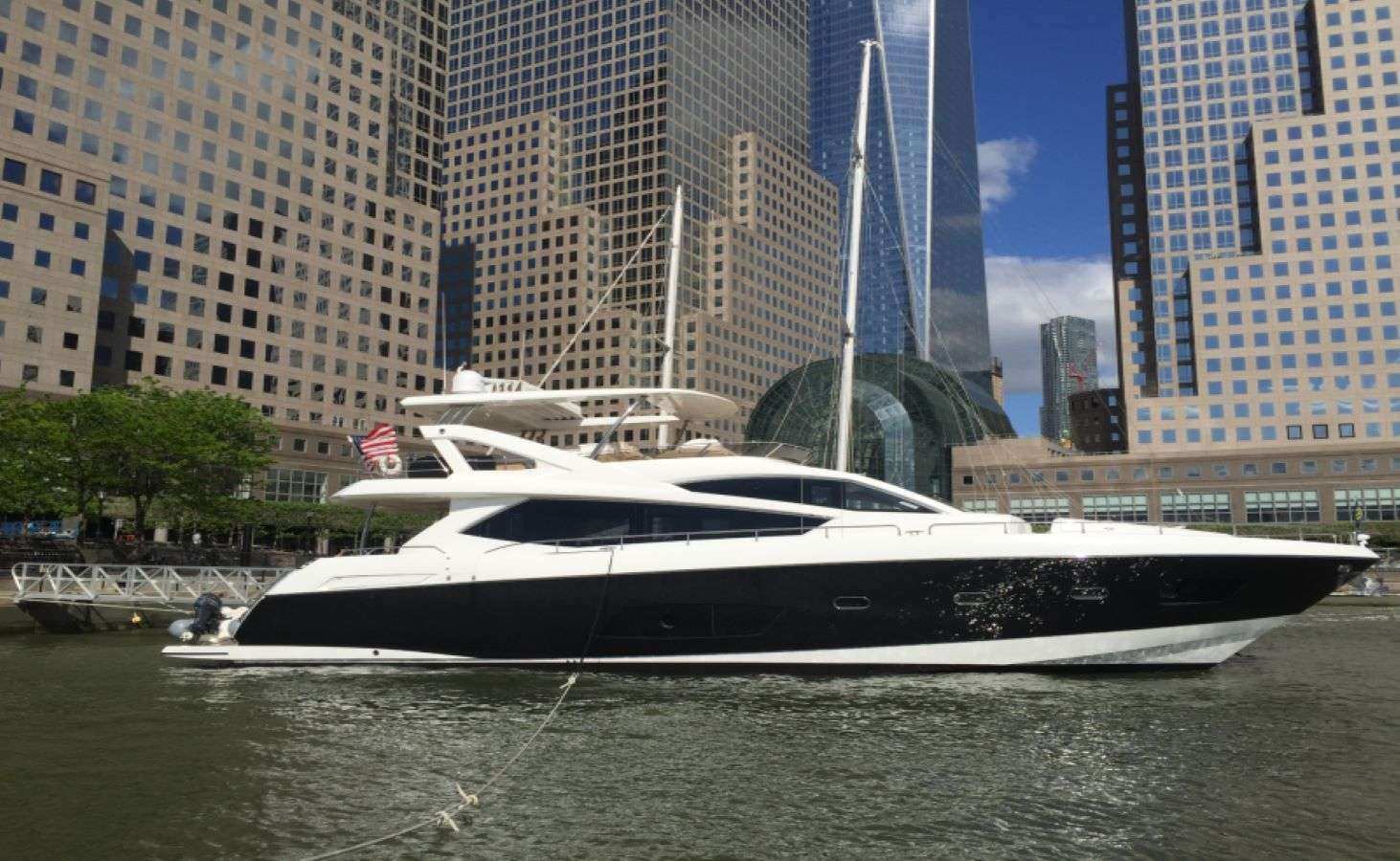 BORN TO RUN - Yacht Charter Miami & Boat hire in US East Coast & Bahamas 1