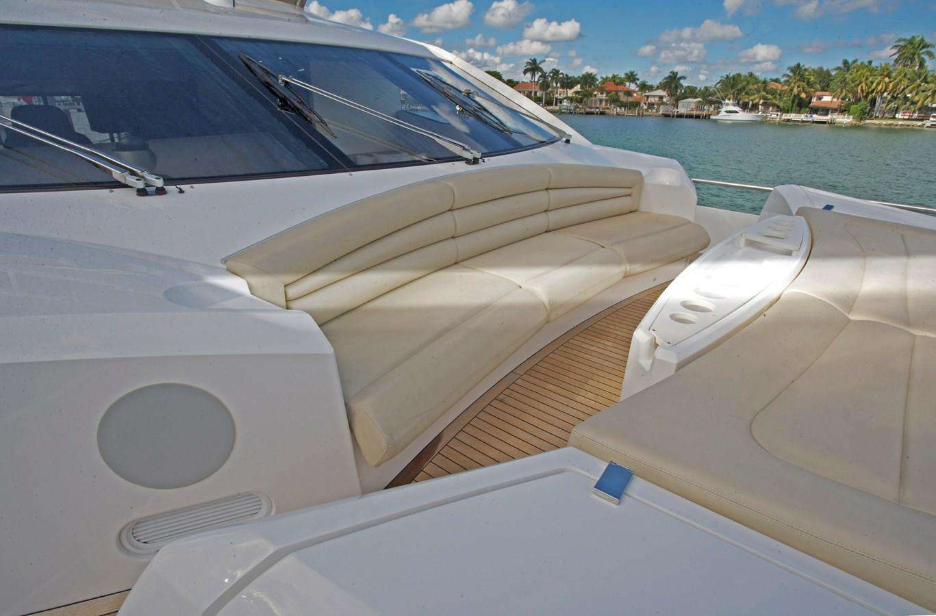 BORN TO RUN - Yacht Charter Miami & Boat hire in US East Coast & Bahamas 5