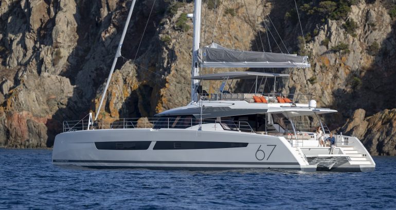 Victoria 67 - Yacht Charter Milazzo & Boat hire in Italy Sicily Aeolian Islands Milazzo 6