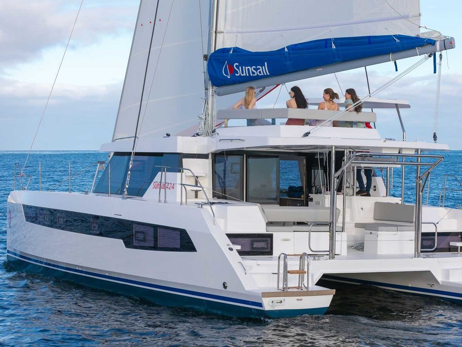 Sunsail 424 - Yacht Charter Saint Lucia & Boat hire in St. Lucia Gros Islet Rodney Bay Marina 2