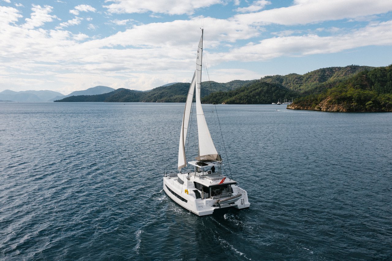 Bali 4.8 OW - 3 + 1 cab. - Catamaran charter Göcek & Boat hire in Turkey Turkish Riviera Lycian coast Göcek Göcek Mucev Marina 4