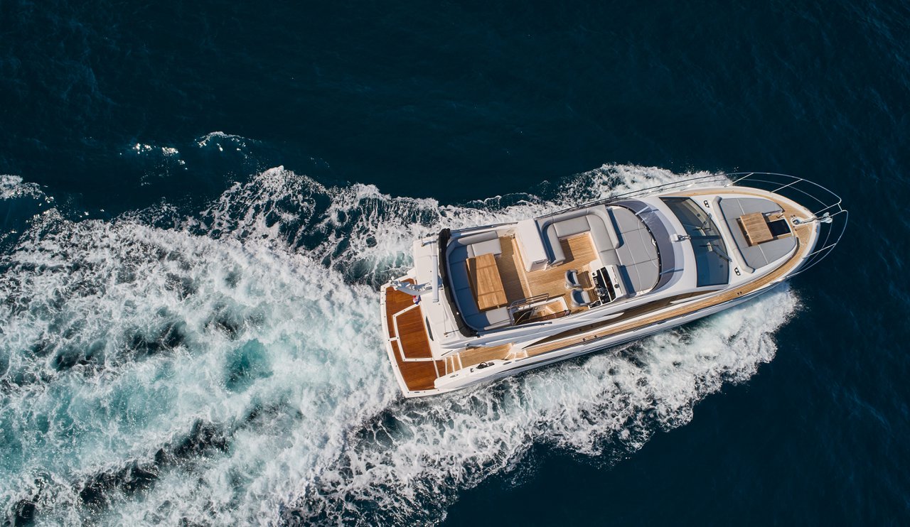 Sunseeker Manhattan 55 - Yacht Charter Rovinj & Boat hire in Croatia Istria and Kvarner Gulf Rovinj ACI Marina Rovinj 2