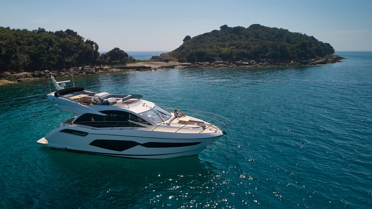 Sunseeker Manhattan 55 - Yacht Charter Rovinj & Boat hire in Croatia Istria and Kvarner Gulf Rovinj ACI Marina Rovinj 1