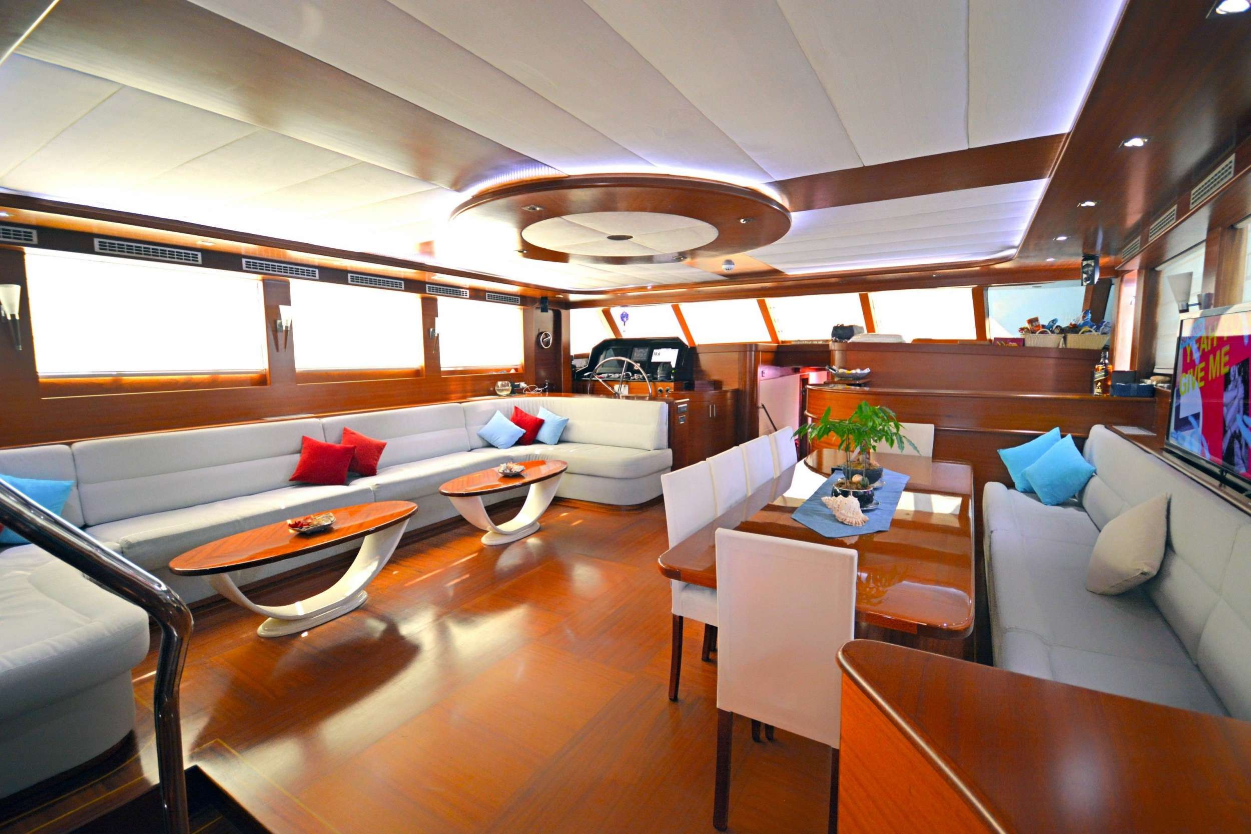 DOLCE MARE - Yacht Charter Karacasögüt & Boat hire in Turkey 2