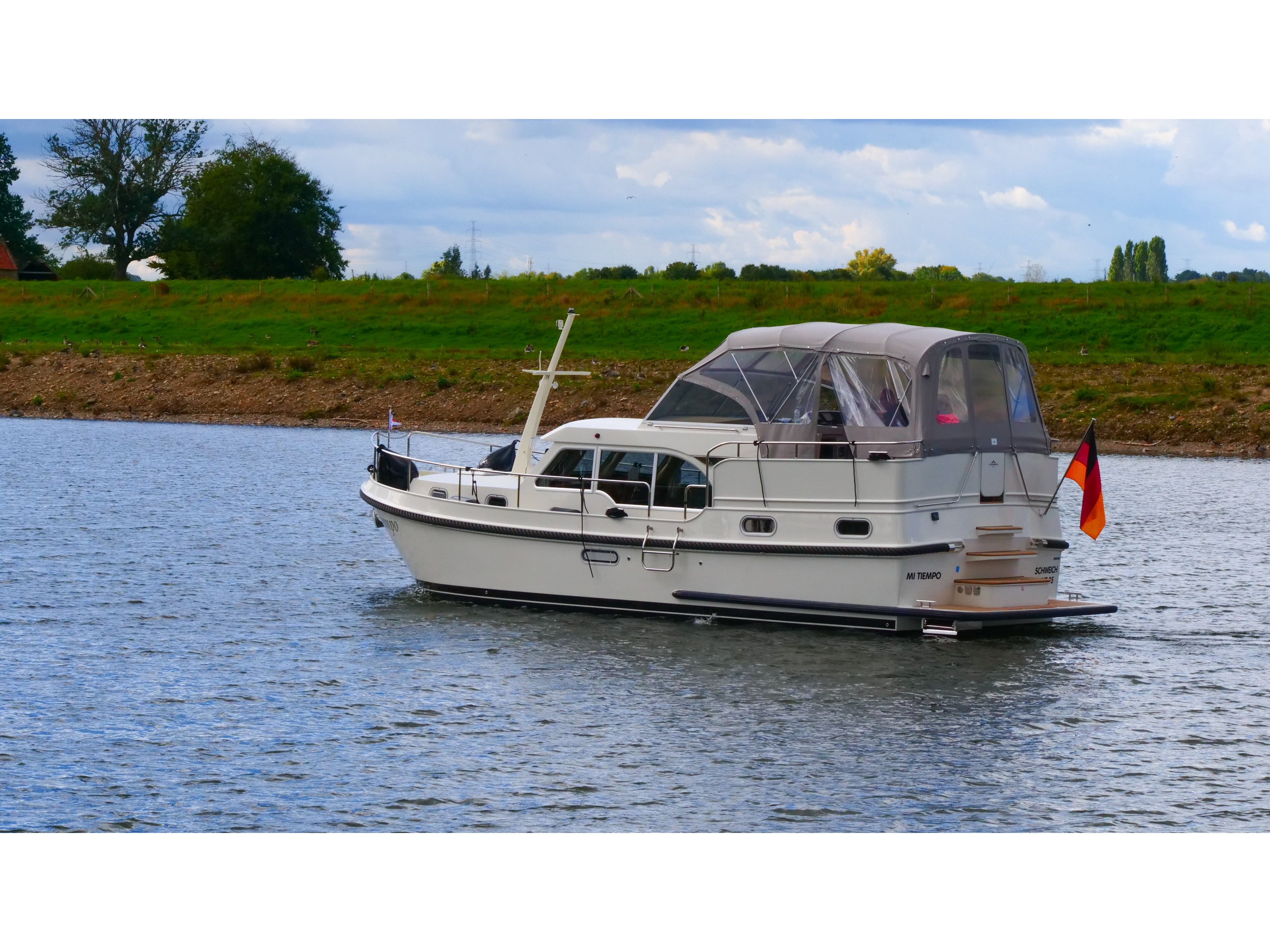 Linssen Grand Sturdy 35.0 AC - Motor Boat Charter Germany & Boat hire in Germany Mirow Jachthafen Mirow 2