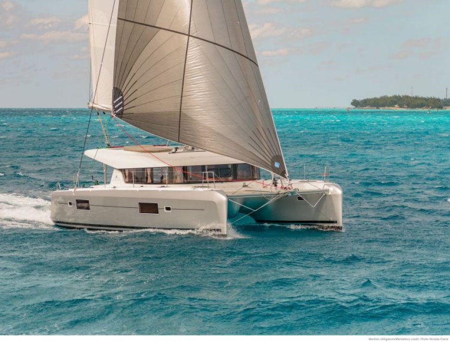 Lagoon 42 - Yacht Charter French Polynesia & Boat hire in French Polynesia Society Islands Tahiti Papeete Papeete 6