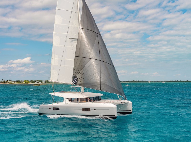 Lagoon 42 - 4 + 2 cab. - Yacht Charter Guadeloupe & Boat hire in Guadeloupe Pointe a Pitre Marina de Bas du Fort 4