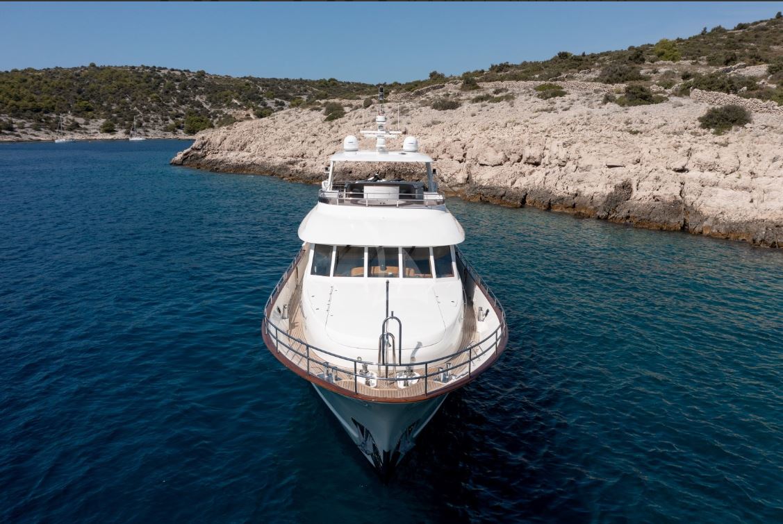 Motoryacht - Superyacht charter Croatia & Boat hire in Croatia Šibenik Rogoznica Marina Frapa 3