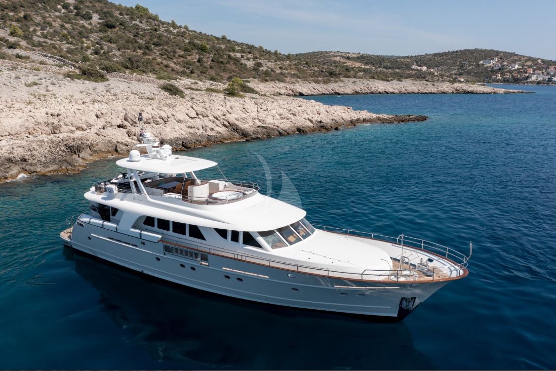Motoryacht - Superyacht charter Croatia & Boat hire in Croatia Šibenik Rogoznica Marina Frapa 4