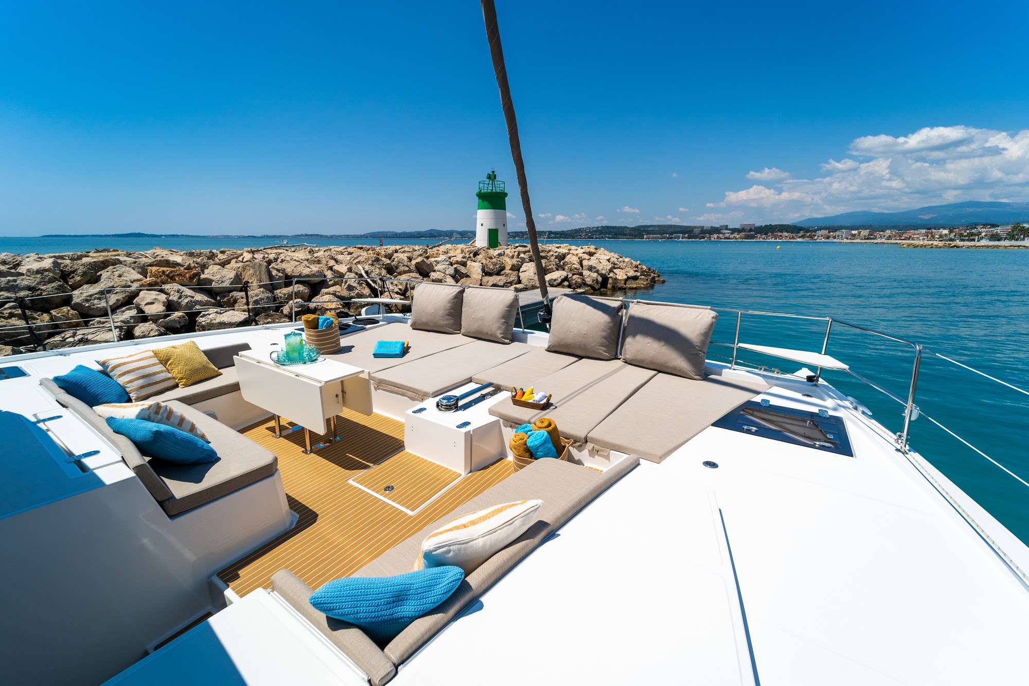 Signature Vision - Yacht Charter San Salvo Marina & Boat hire in Europe (Spain, France, Italy) 4