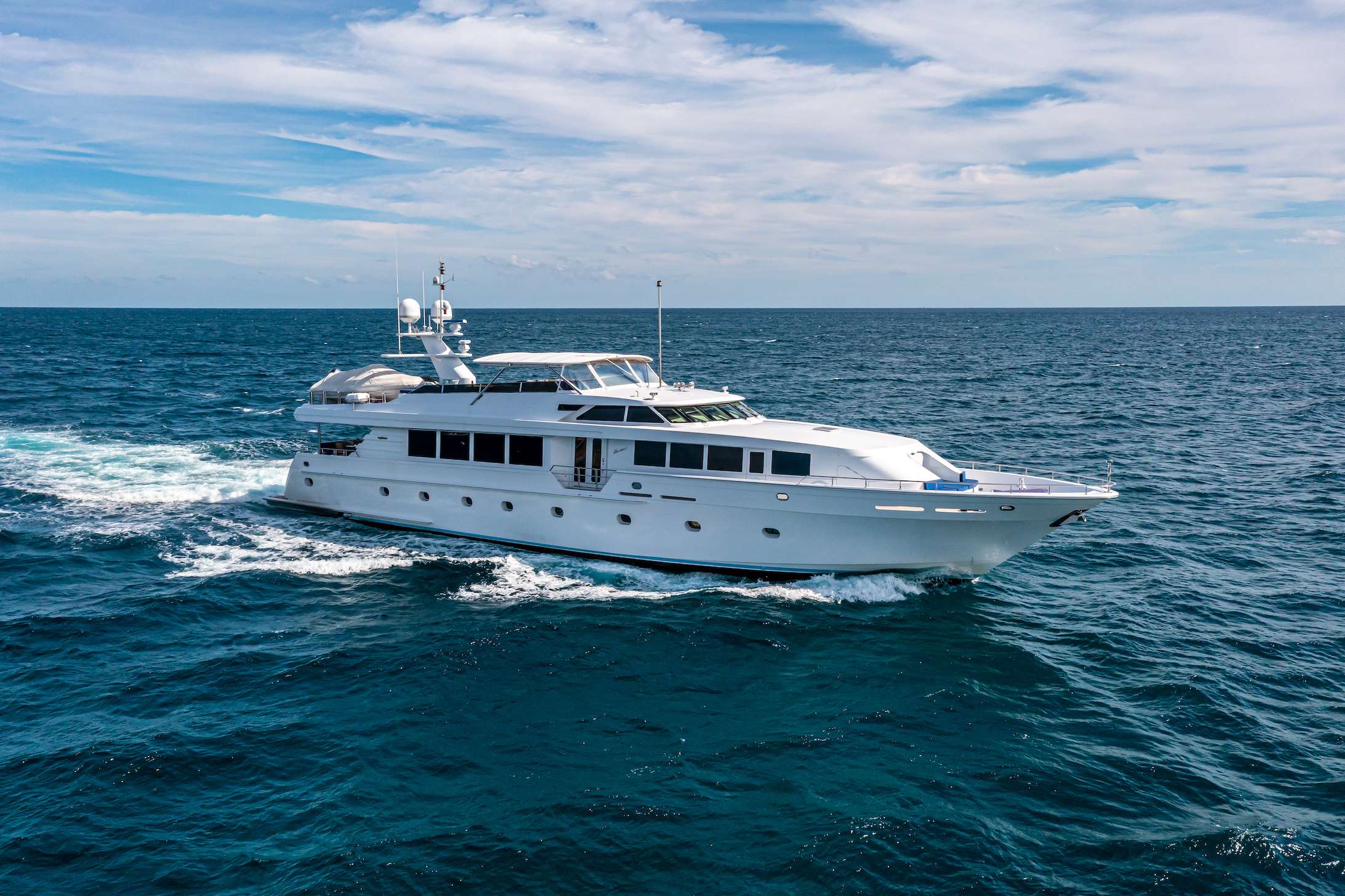 XOXO (118') - Yacht Charter Annapolis & Boat hire in US East Coast & Bahamas 1