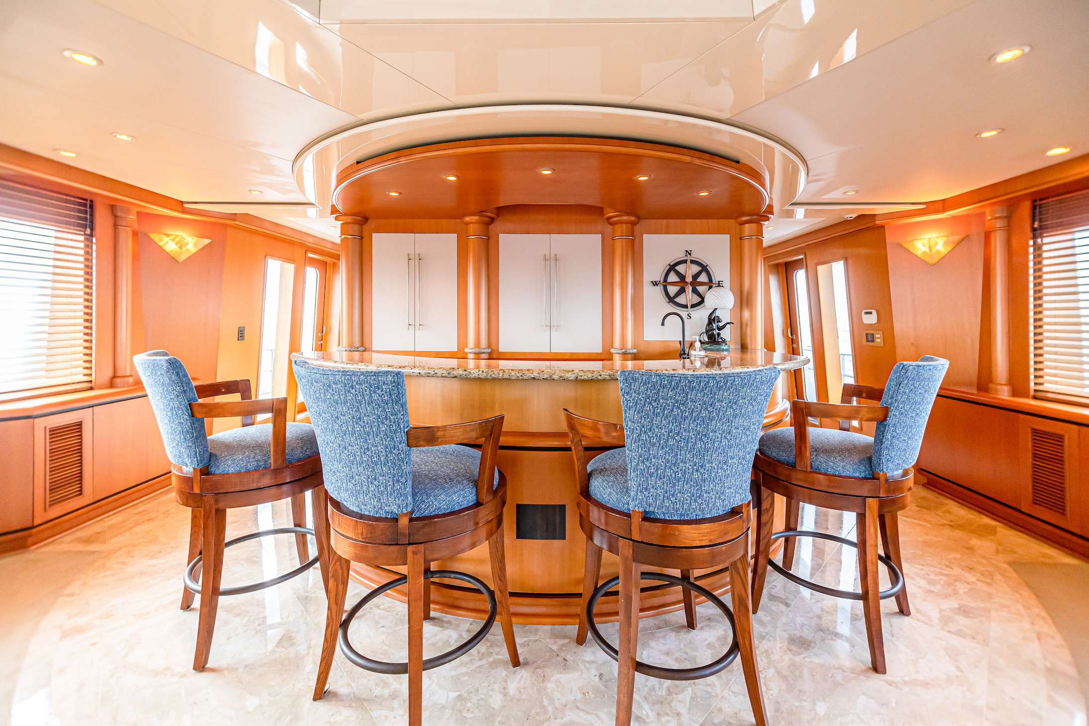 XOXO (118') - Yacht Charter Annapolis & Boat hire in US East Coast & Bahamas 4