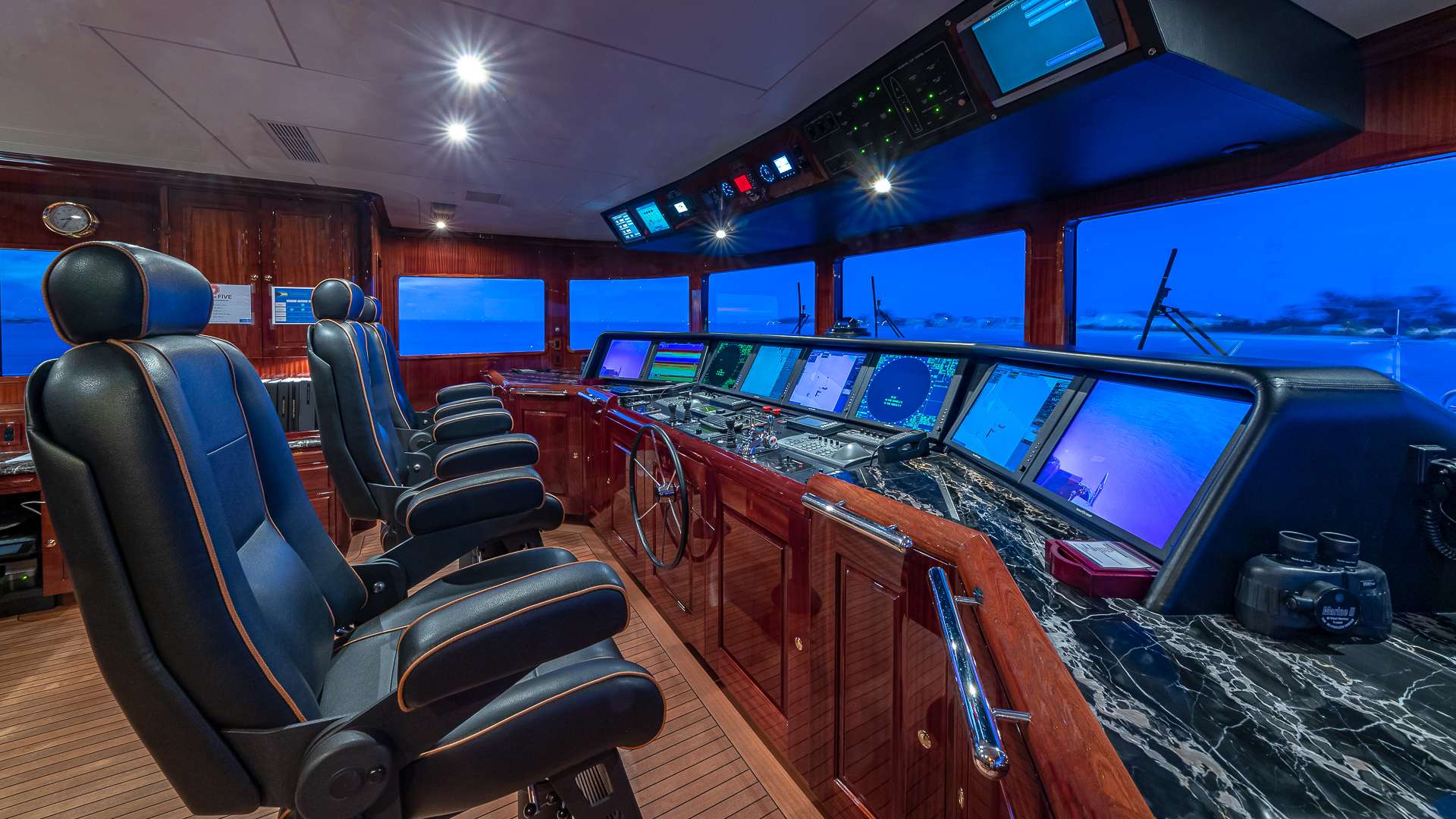 LADY ELAINE - Yacht Charter Annapolis & Boat hire in US East Coast & Bahamas 4