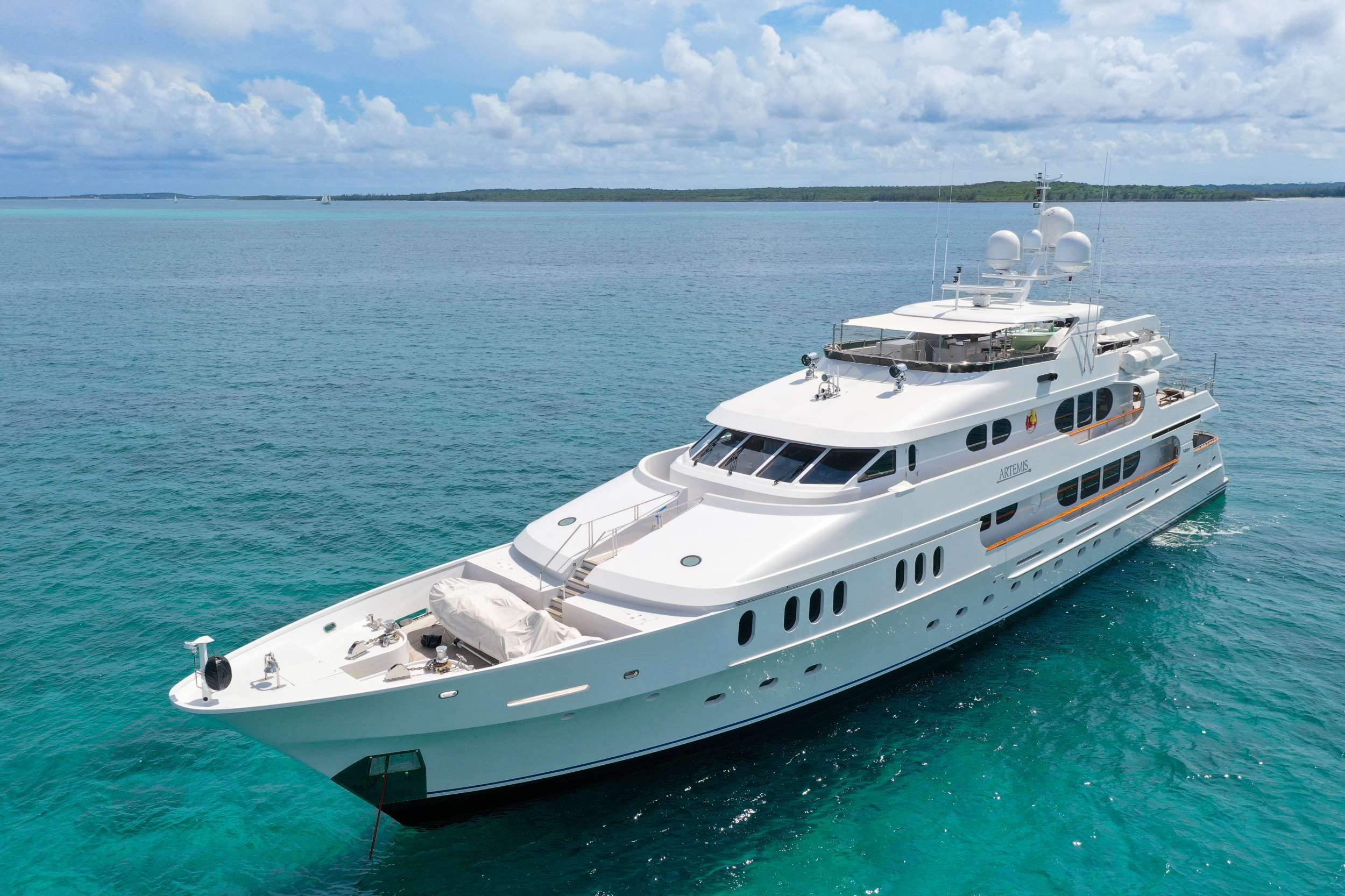 ARTEMIS - Yacht Charter Guadeloupe & Boat hire in Bahamas & Caribbean 1
